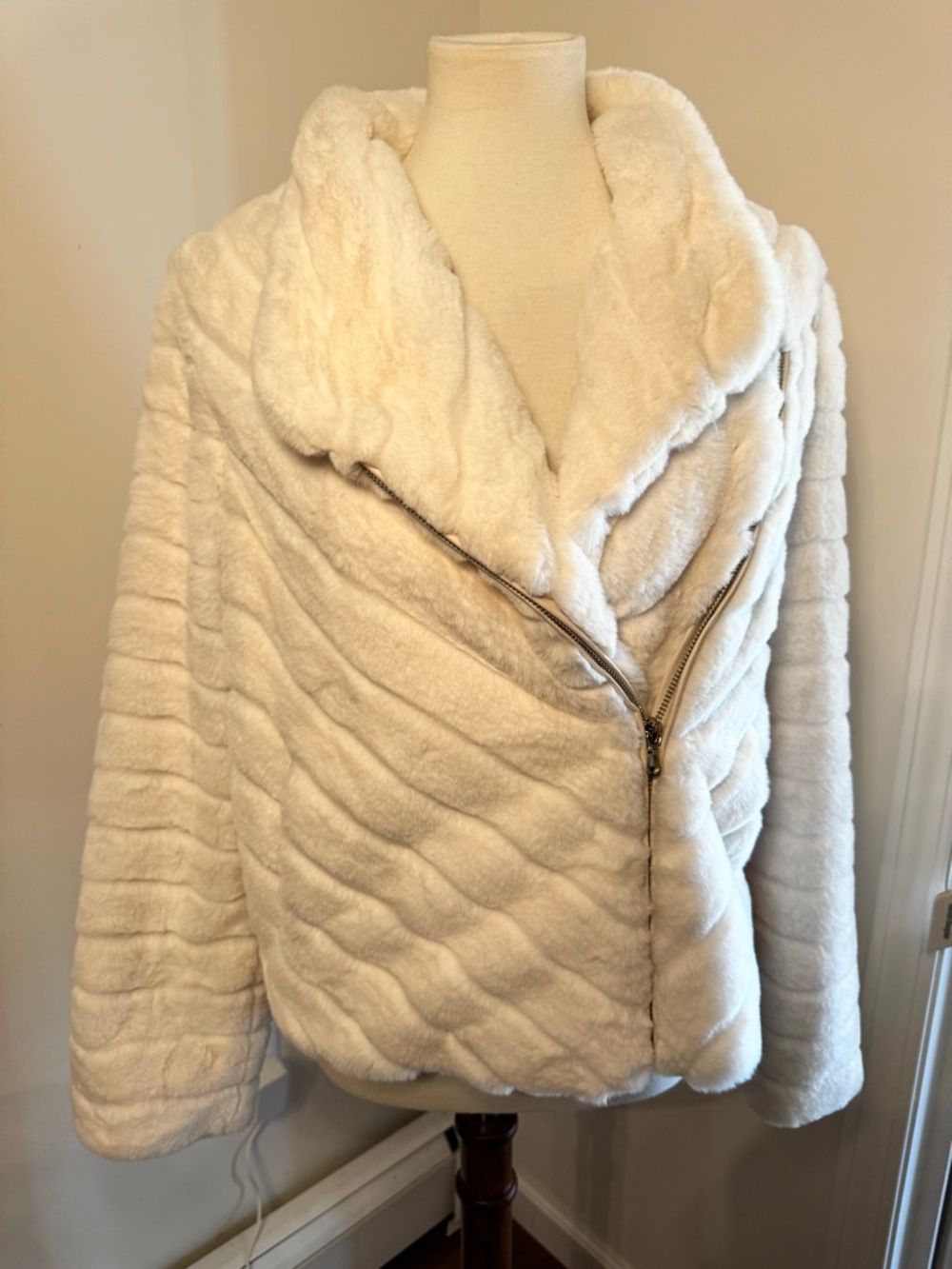 White House Black Market White Faux-Fur Asymmetric Zip Jacket